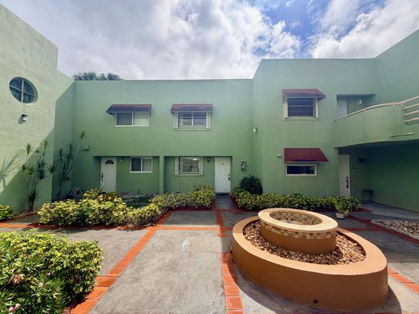 11071 NW 7th, Unit 104-15, Miami, FL 33172
