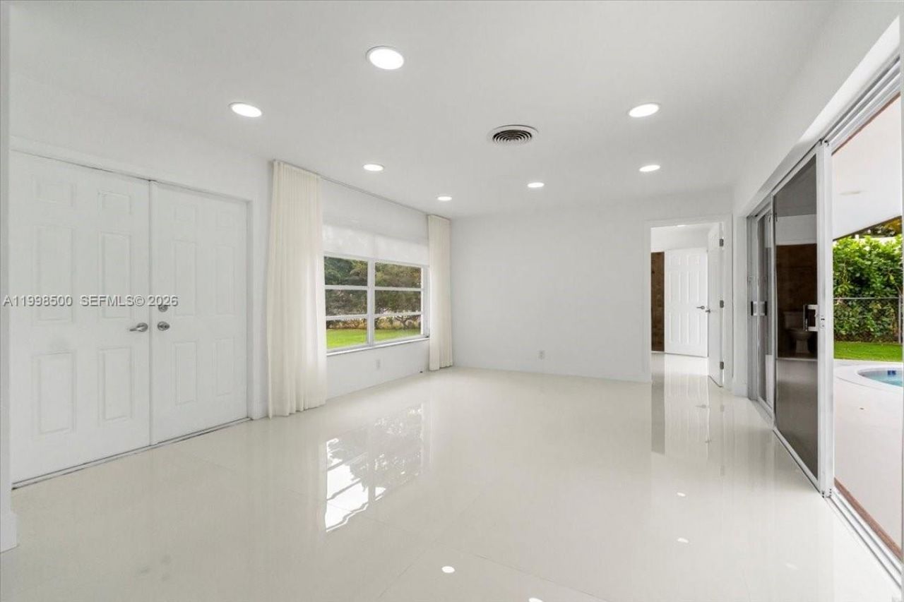 1910 NW 36th St , Unit n/a, Oakland Park, FL 33309 Photo