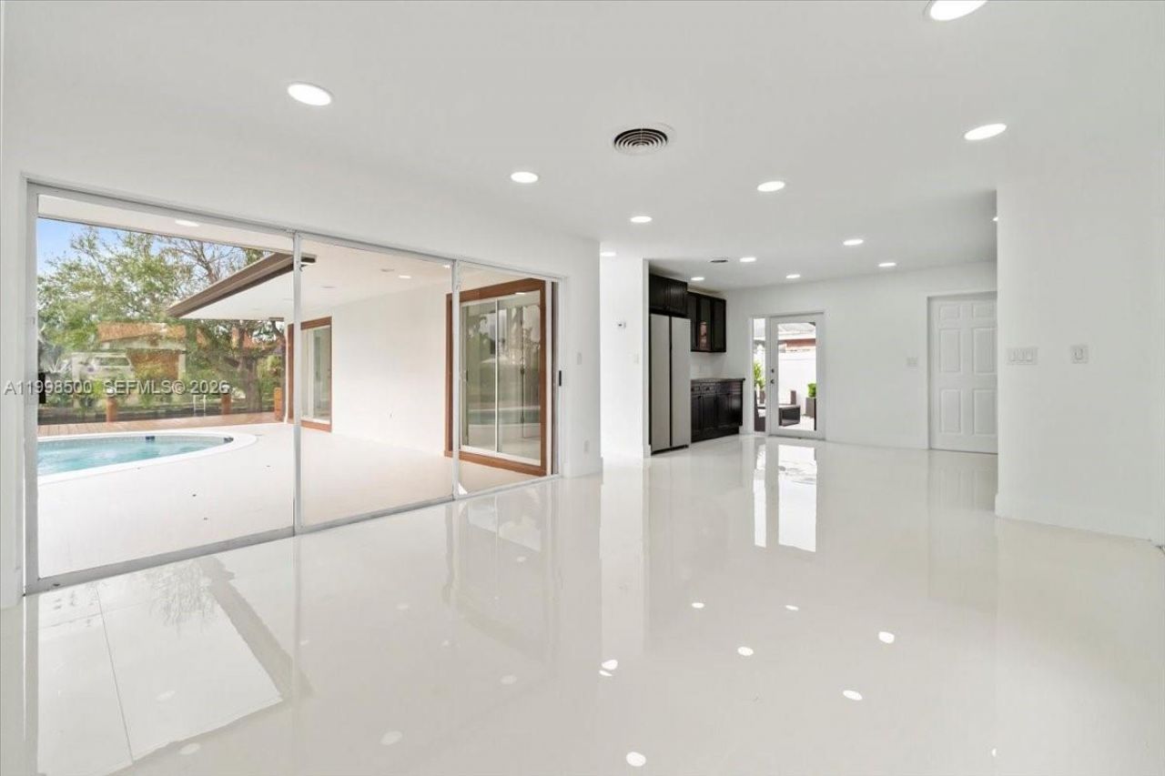 1910 NW 36th St , Unit n/a, Oakland Park, FL 33309 Photo