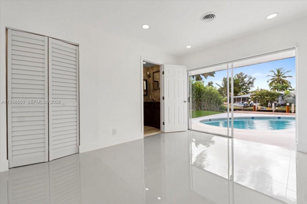 1910 NW 36th St , Unit n/a, Oakland Park, FL 33309 Photo