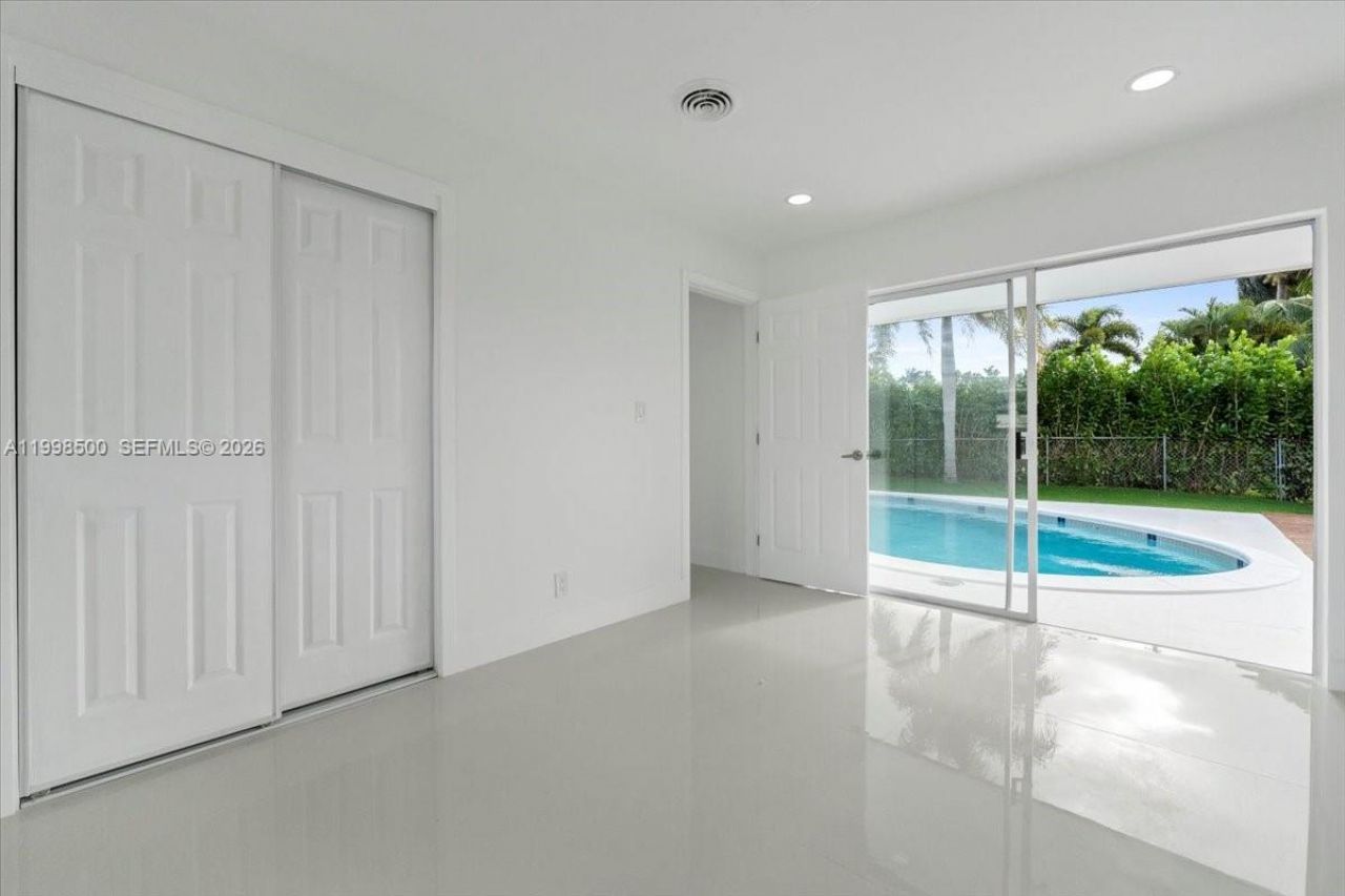 1910 NW 36th St , Unit n/a, Oakland Park, FL 33309 Photo