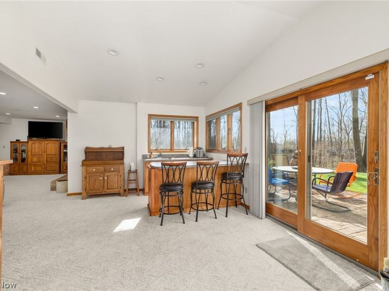 843 Wildwood Drive, Willard, OH 44890 Photo 15