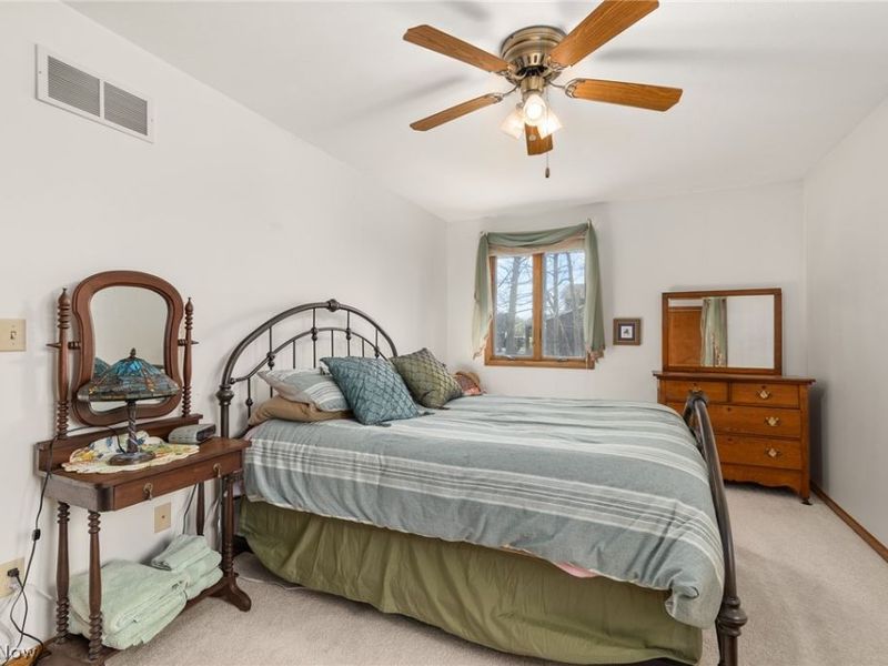 843 Wildwood Drive, Willard, OH 44890 Photo 27