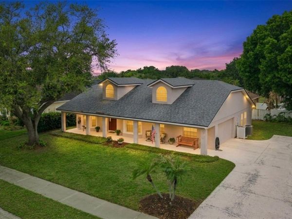 1035 CHASE DRIVE , WINTER GARDEN, FL 34787