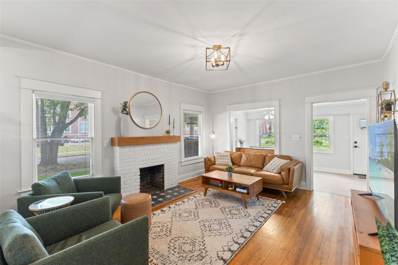 5101 N Seminole Avenue , Tampa, FL 33603 Photo