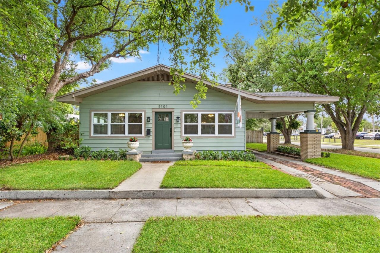 5101 N Seminole Avenue , Tampa, FL 33603 Photo