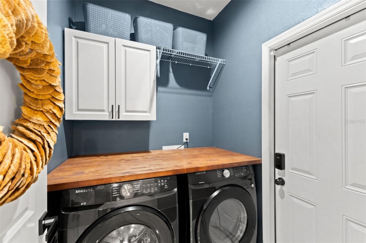 1507 Hillside Drive , Tampa, FL 33610 Photo