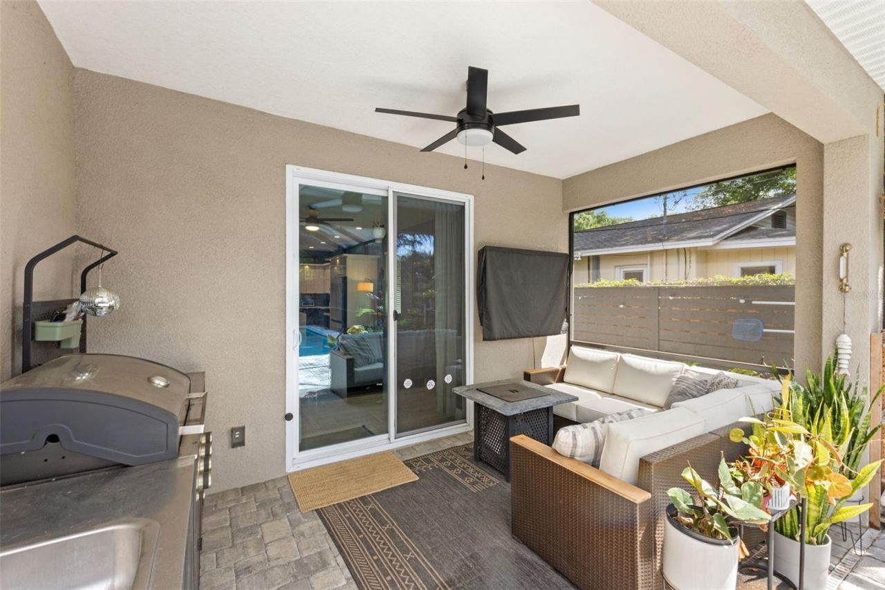 1507 Hillside Drive , Tampa, FL 33610 Photo