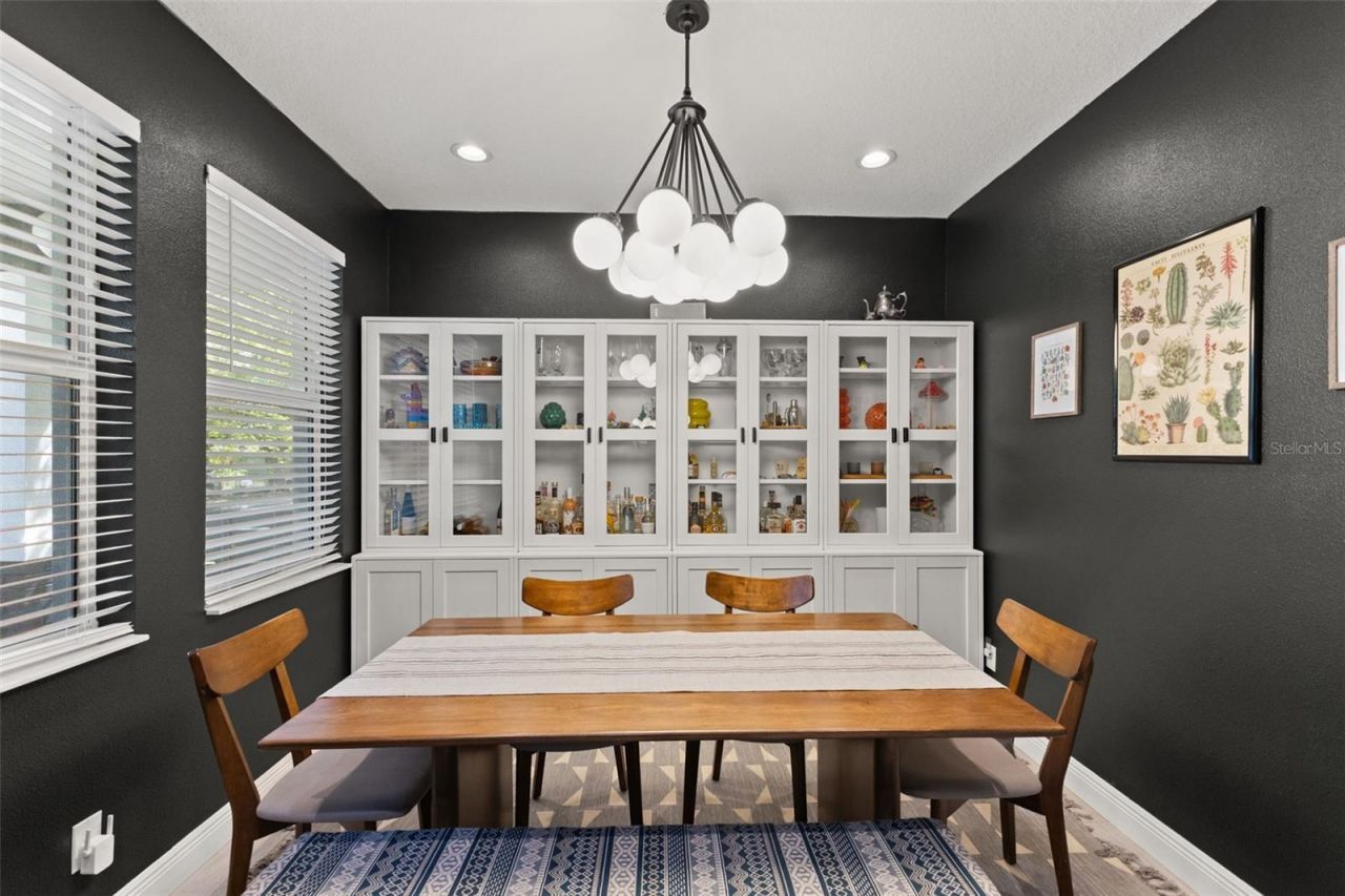 1507 Hillside Drive , Tampa, FL 33610 Photo