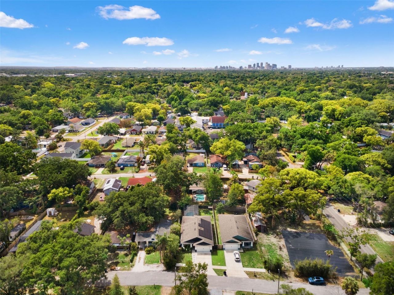 1507 Hillside Drive , Tampa, FL 33610 Photo