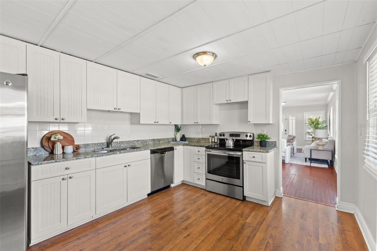 318 W Osborne Avenue , Tampa, FL 33603 Photo