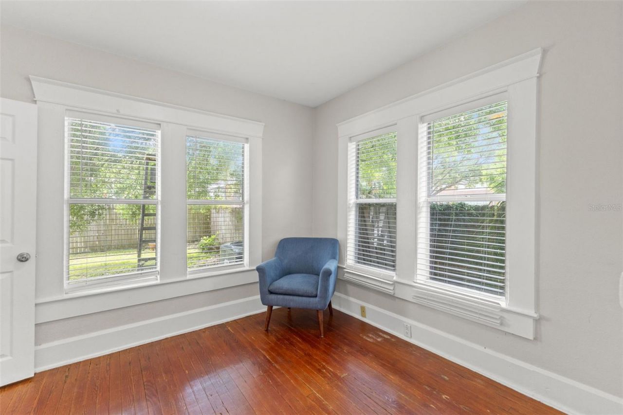 318 W Osborne Avenue , Tampa, FL 33603 Photo