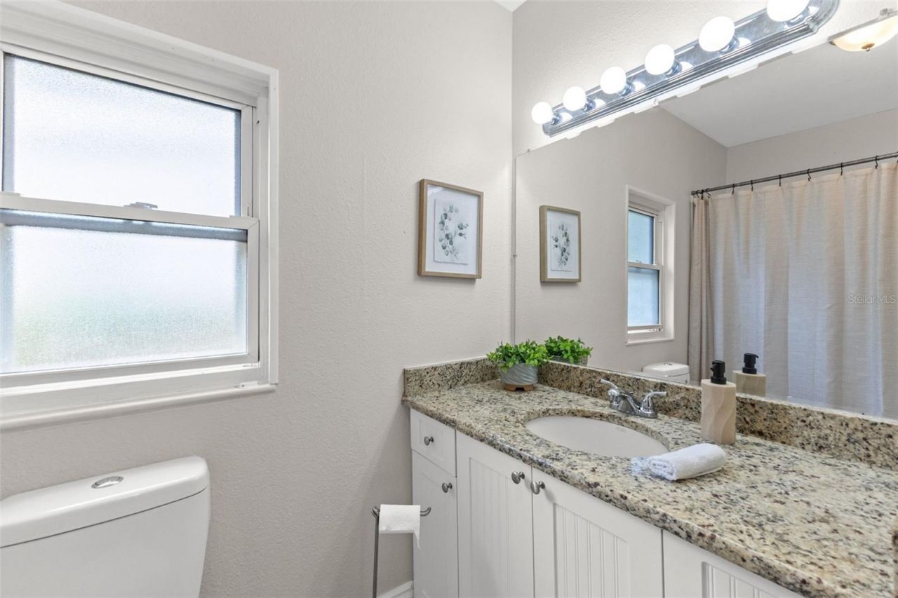 318 W Osborne Avenue , Tampa, FL 33603 Photo