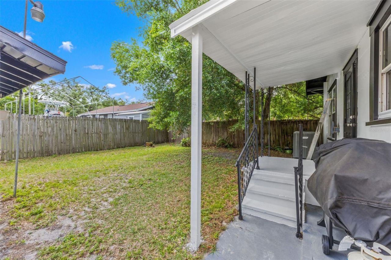 318 W Osborne Avenue , Tampa, FL 33603 Photo