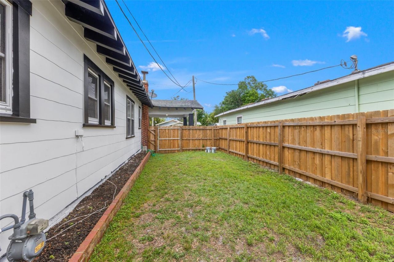 318 W Osborne Avenue , Tampa, FL 33603 Photo