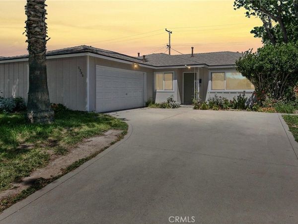 1205 E Oak Avenue, Lompoc, CA 93436
