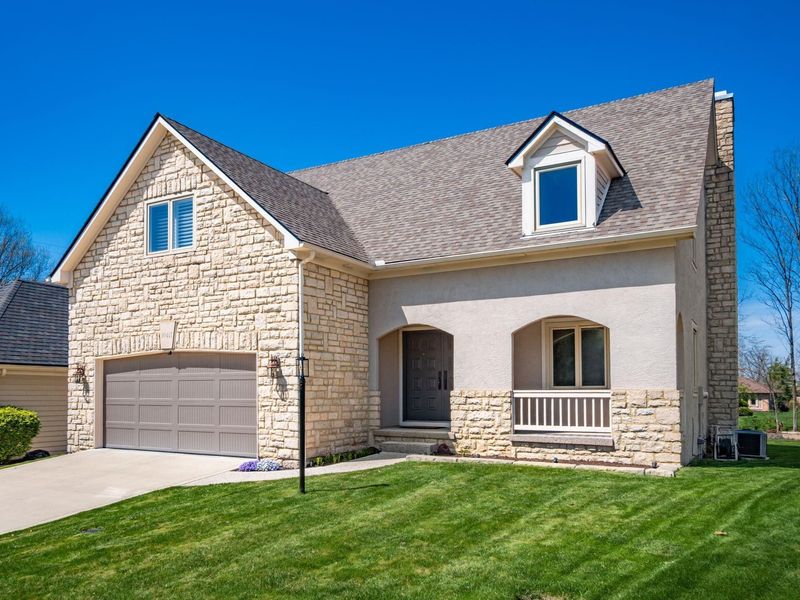 10417 Cambridge Place , Powell, OH 43065 Photo 2