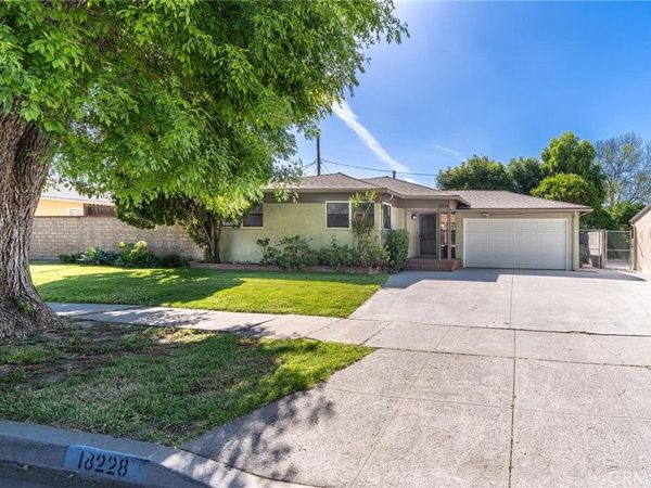 18228 Keswick, Reseda, CA 91335