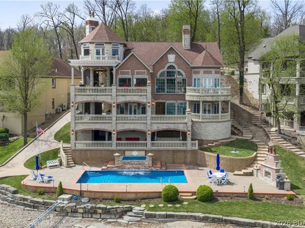 369 Lake Drive, Porto Cima, MO 65079