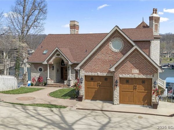 369 Lake Drive, Porto Cima, MO 65079