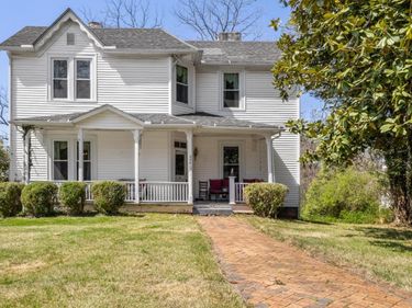 236 S Main, Chatham, VA 24531