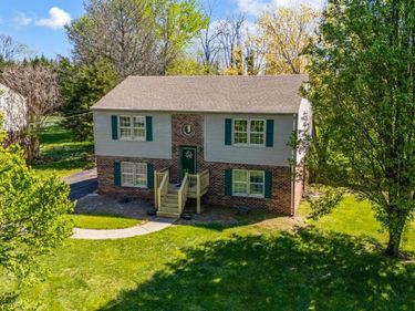 111 Omni Place, Forest, VA 24551