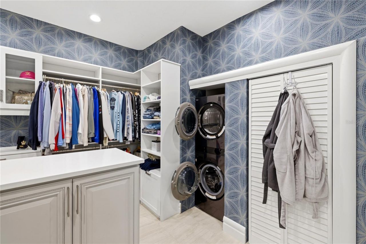 4034 Roberts Point Road , Sarasota, FL 34242 Photo