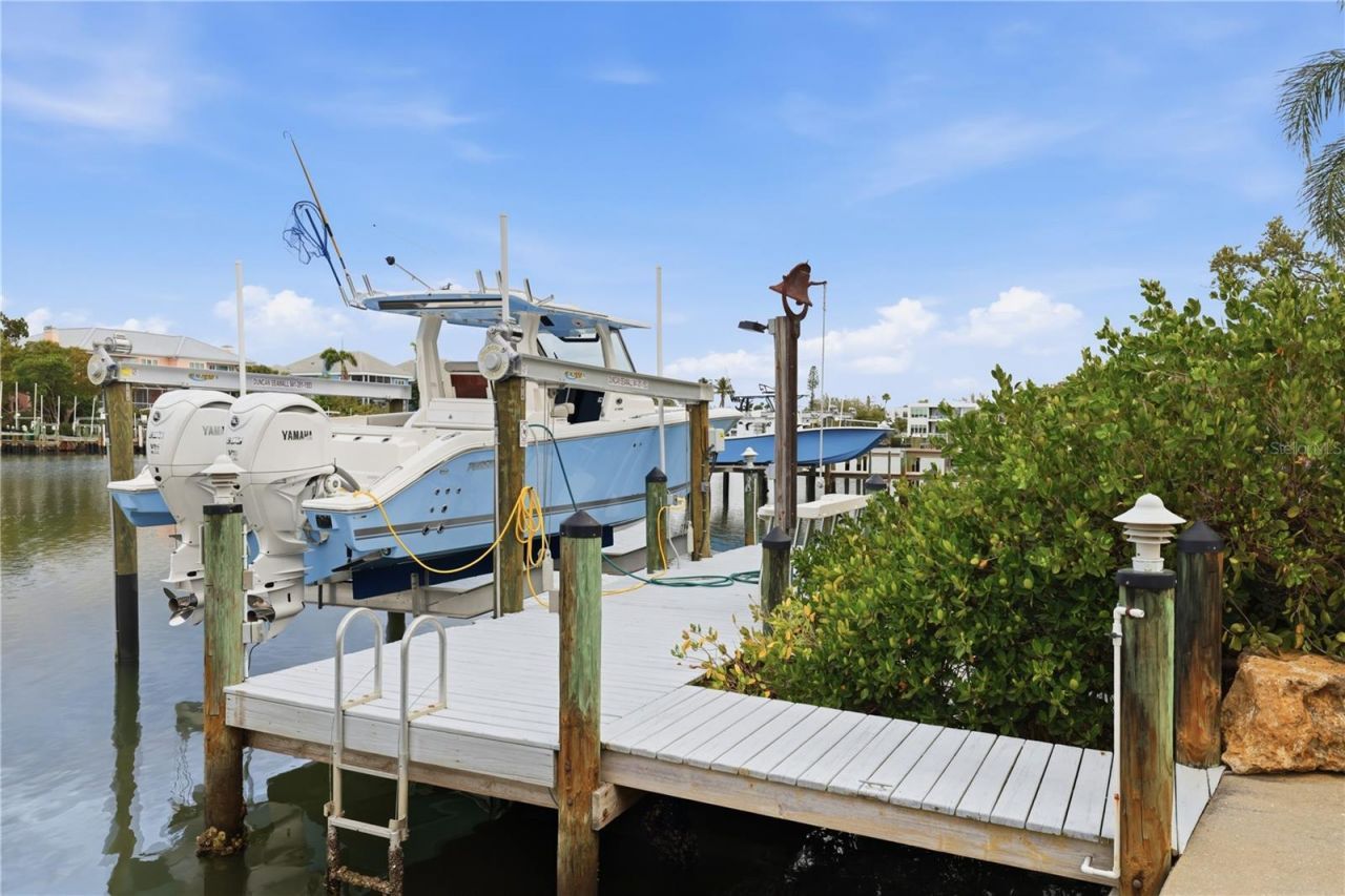 4034 Roberts Point Road, Sarasota, FL 34242 Photo