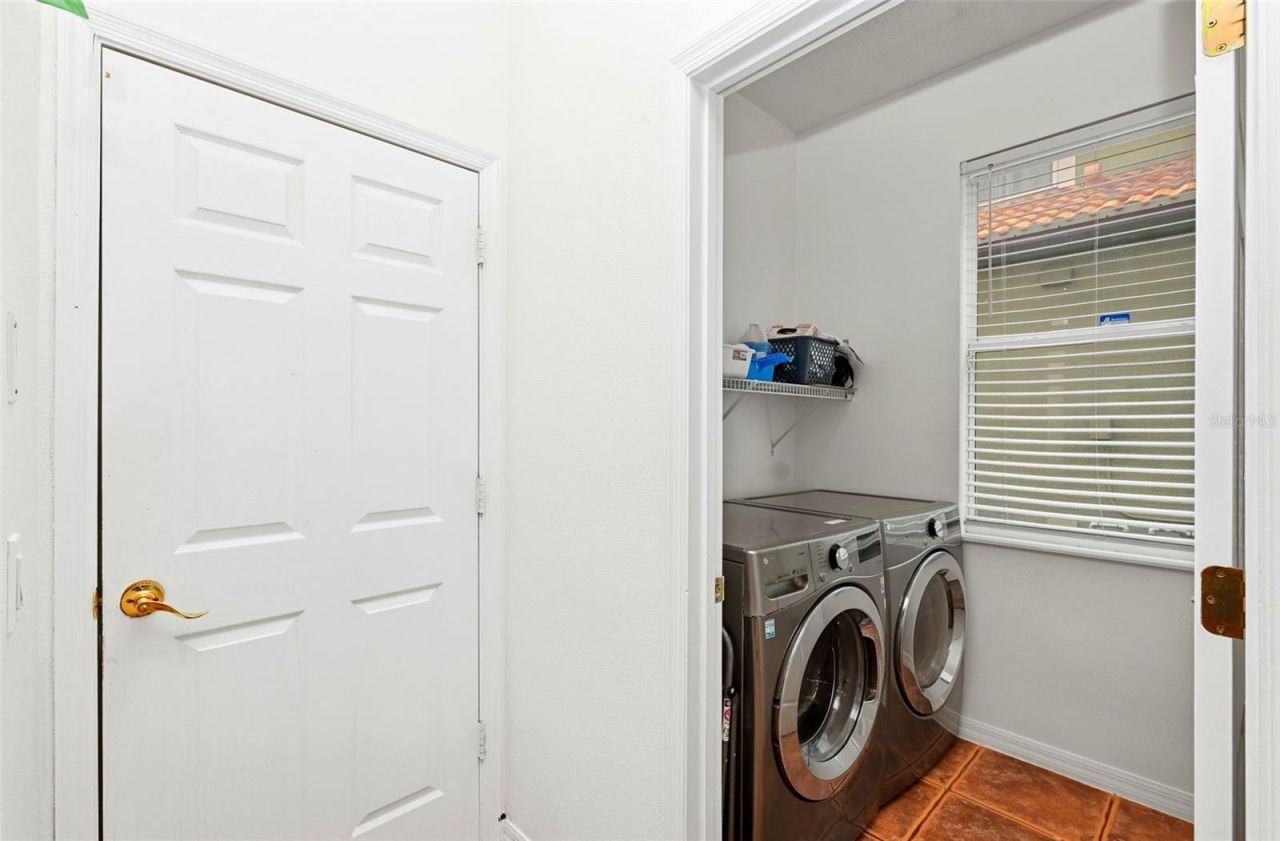 910 Lascala Drive , Windermere, FL 34786 Photo