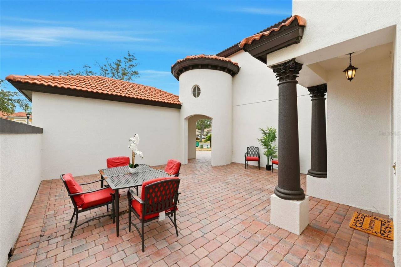 910 Lascala Drive , Windermere, FL 34786 Photo