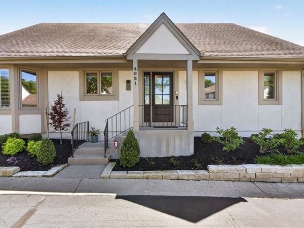 4621 W 89th Street, Prairie Village, KS 66207