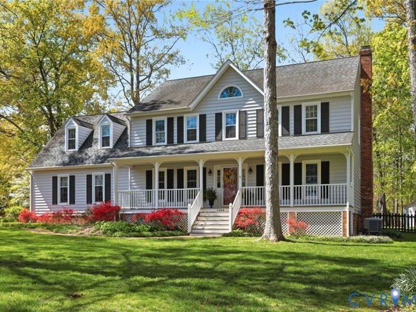 1208 Lauren Place , Midlothian, VA 23114