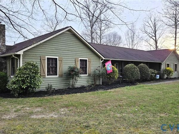 10511 Ashcake Road , Ashland, VA 23005