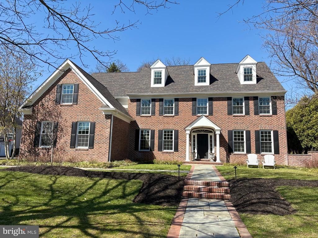 1419 ROYAL OAK DRIVE , BLUE BELL, PA 19422