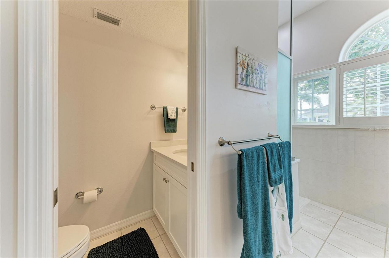 4735 Spinnaker Drive, Bradenton, FL 34208 Photo