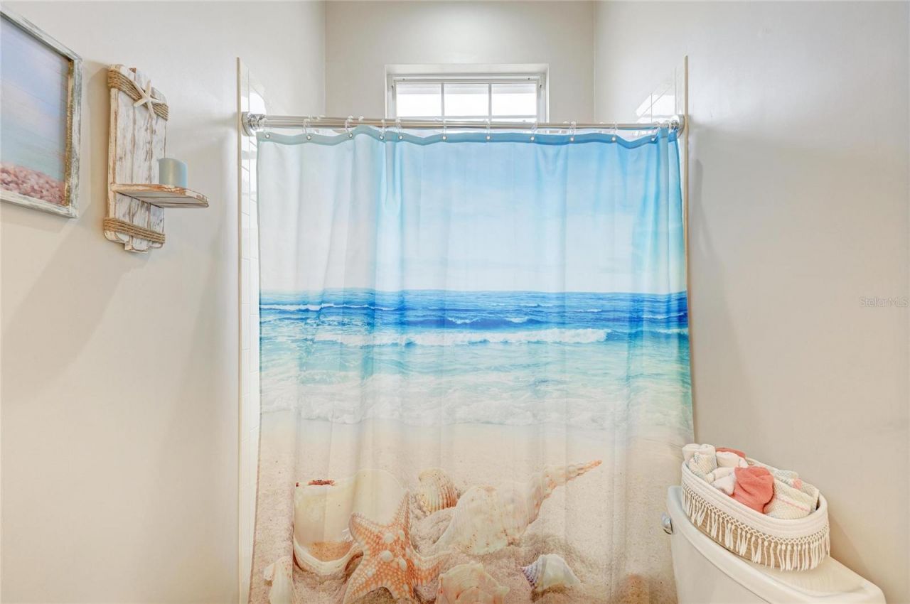 4735 Spinnaker Drive, Bradenton, FL 34208 Photo