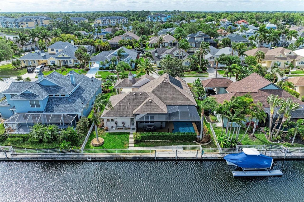 4735 Spinnaker Drive , Bradenton, FL 34208 Photo