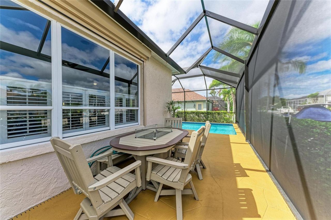 4735 Spinnaker Drive, Bradenton, FL 34208 Photo