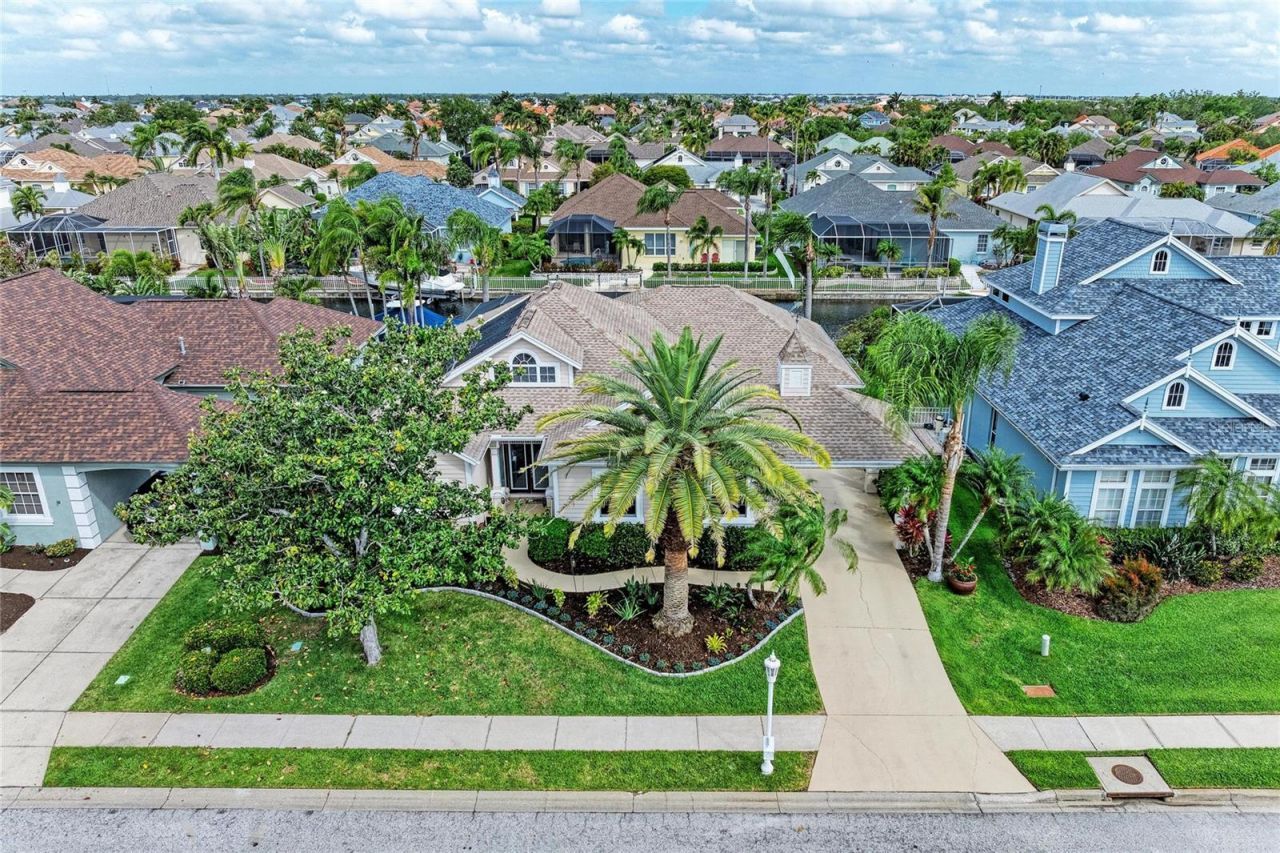 4735 Spinnaker Drive , Bradenton, FL 34208 Photo