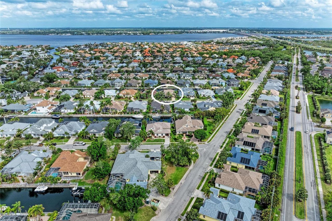 4735 Spinnaker Drive , Bradenton, FL 34208 Photo