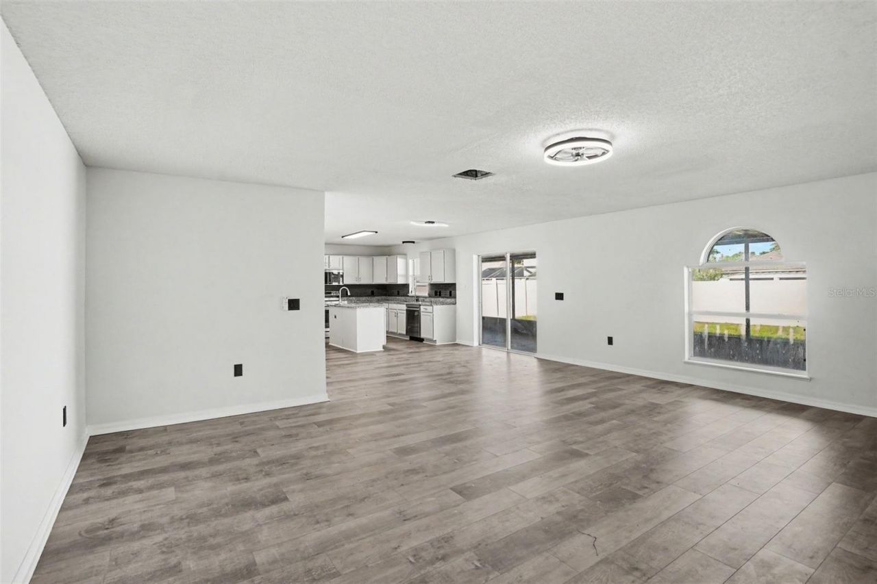 10317 Frog Pond Drive , Riverview, FL 33569 Photo