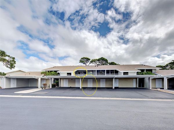 1405 PINE LAKE DRIVE , Unit 5, VENICE, FL 34285