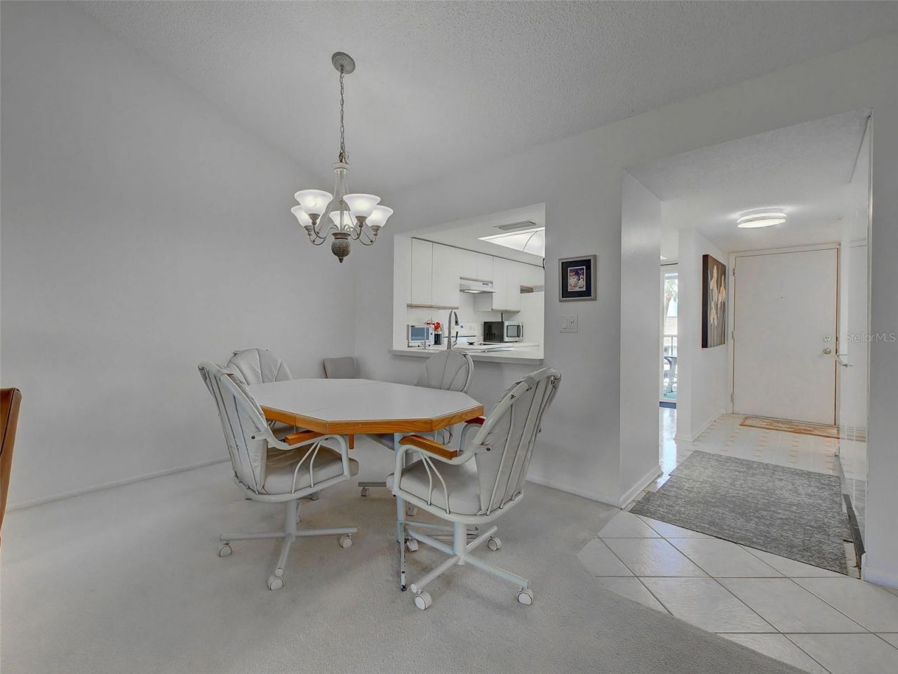 1405 Pine Lake Drive , Unit 5, Venice, FL 34285 Photo