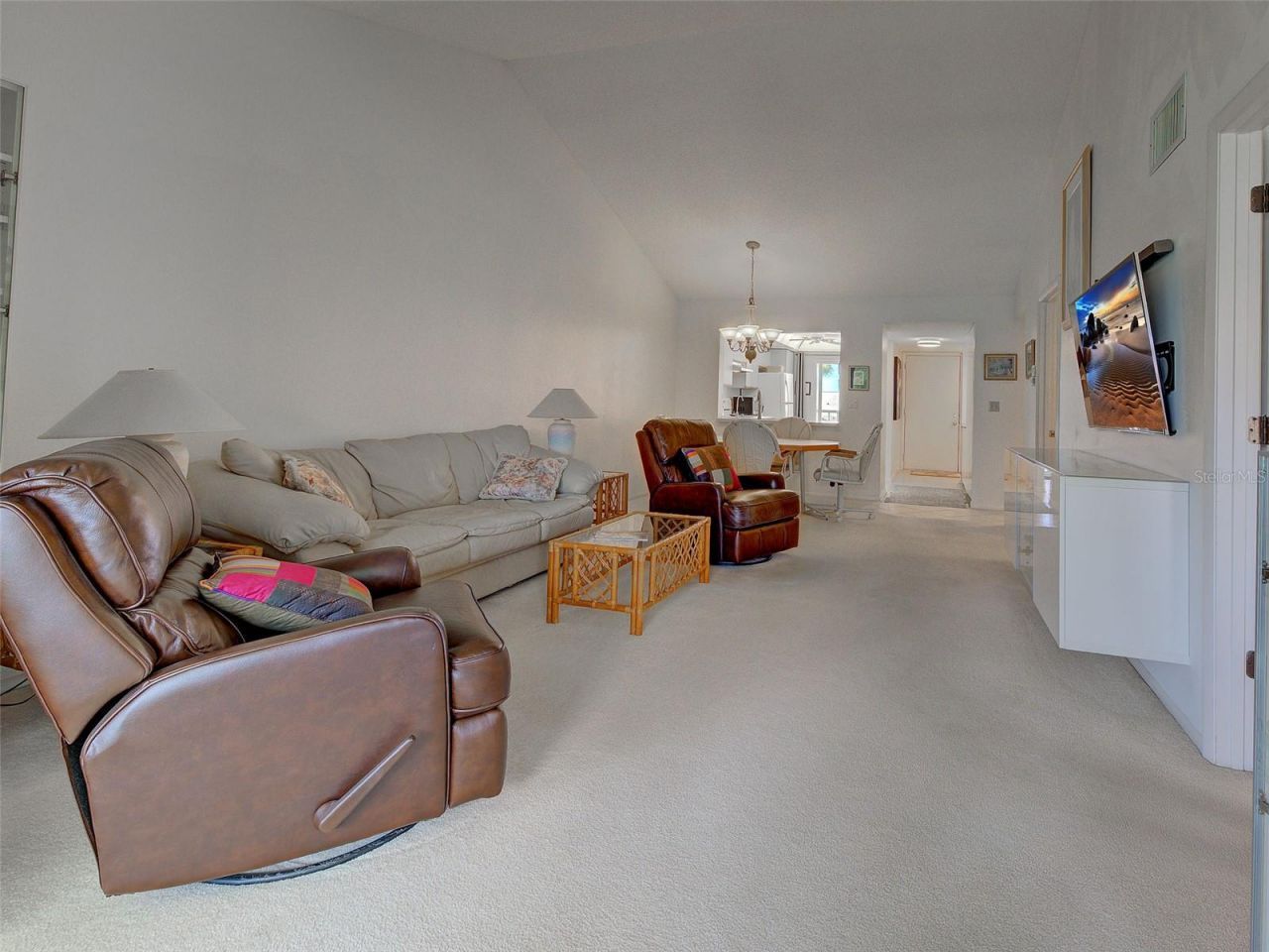 1405 Pine Lake Drive , Unit 5, Venice, FL 34285 Photo