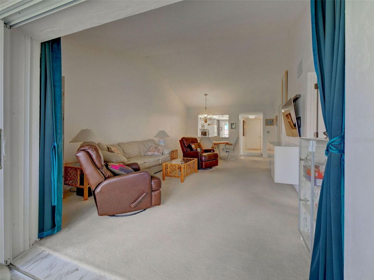 1405 Pine Lake Drive , Unit 5, Venice, FL 34285 Photo