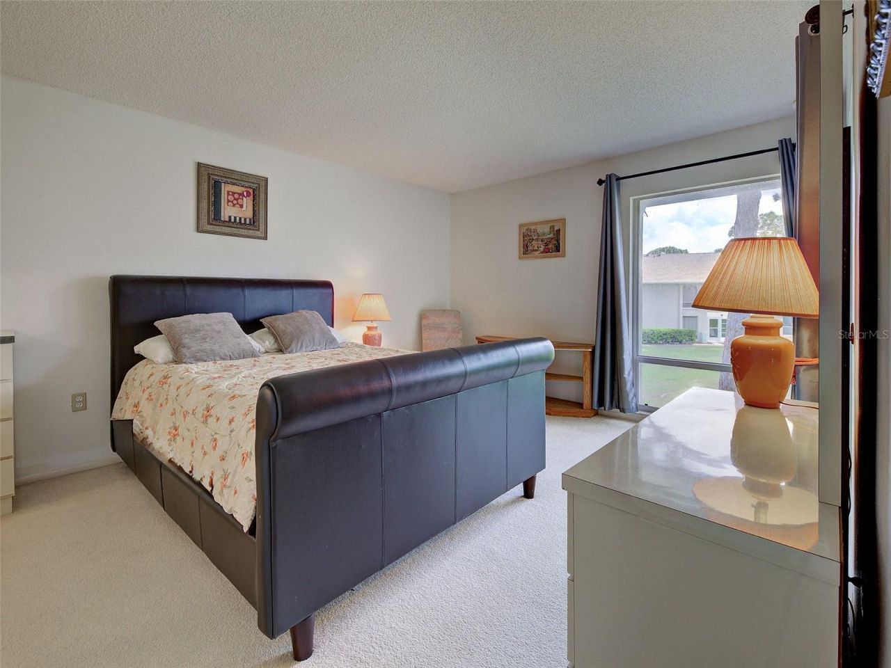 1405 Pine Lake Drive , Unit 5, Venice, FL 34285 Photo