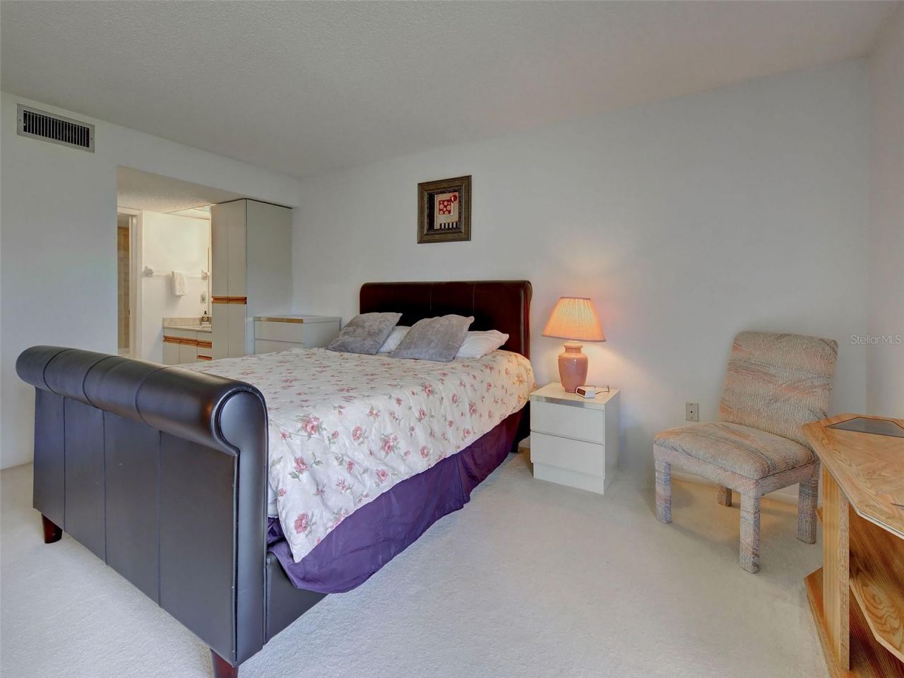 1405 Pine Lake Drive , Unit 5, Venice, FL 34285 Photo