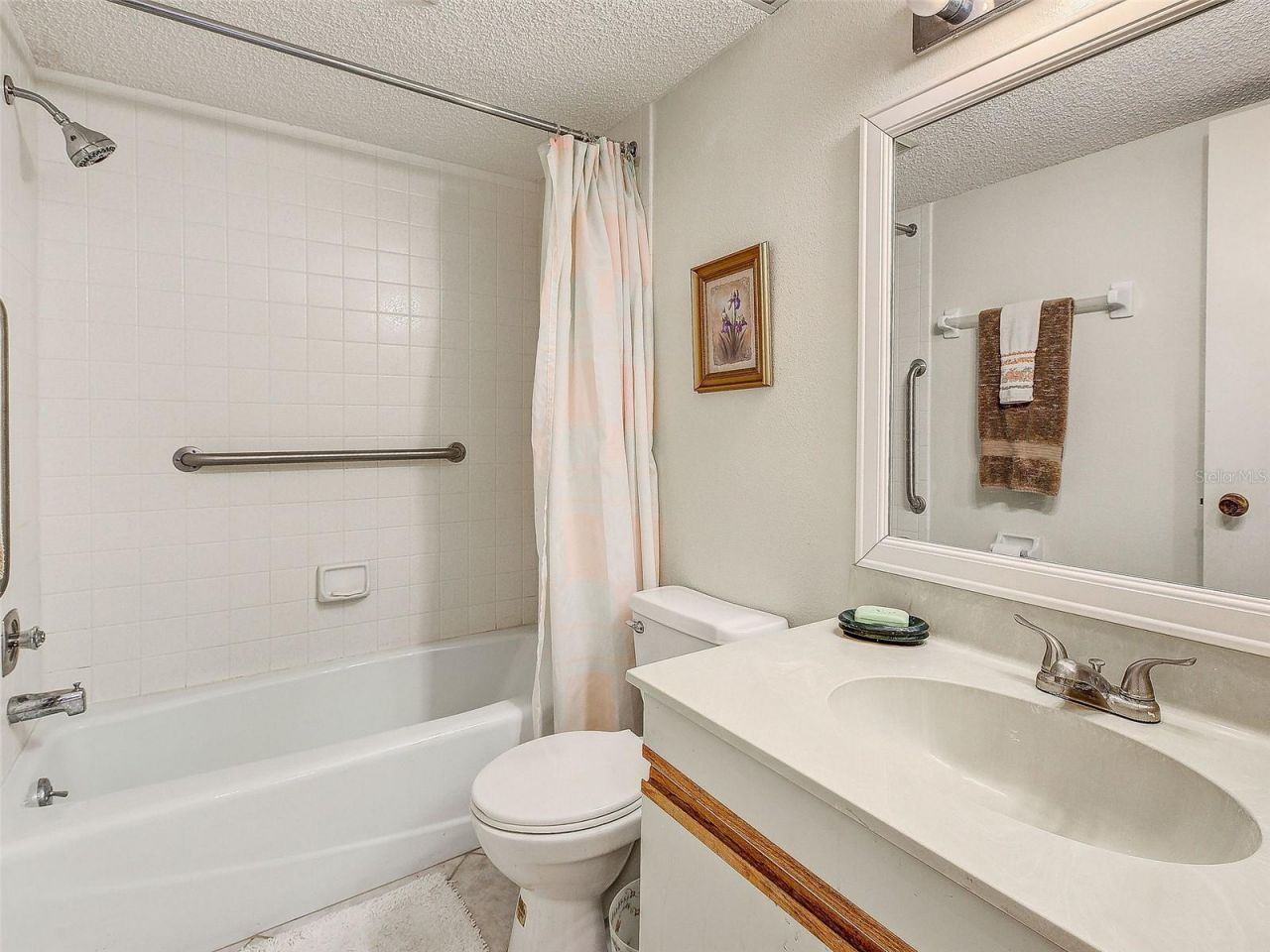 1405 Pine Lake Drive , Unit 5, Venice, FL 34285 Photo
