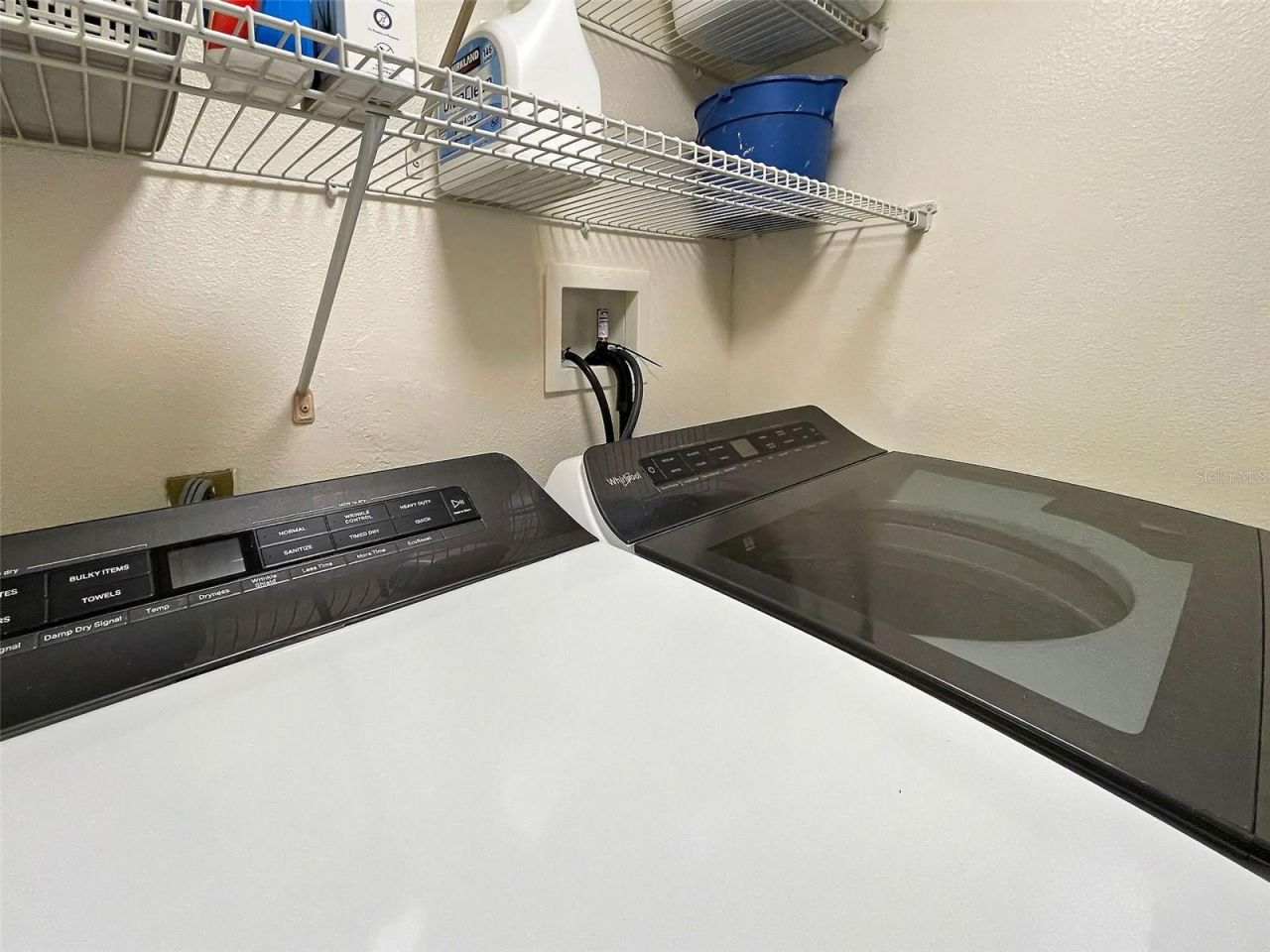 1405 Pine Lake Drive , Unit 5, Venice, FL 34285 Photo