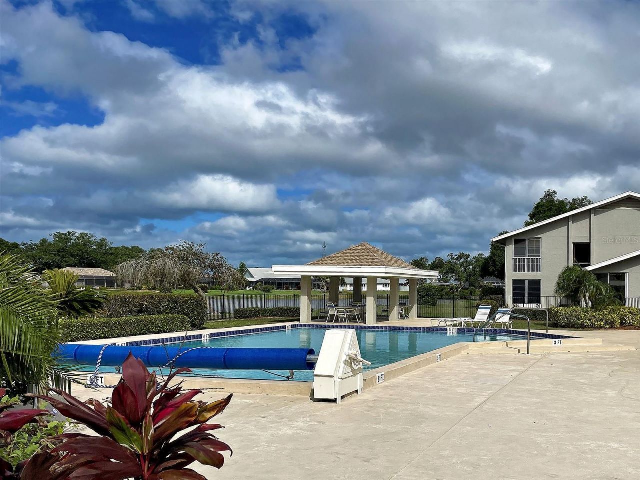 1405 Pine Lake Drive , Unit 5, Venice, FL 34285 Photo